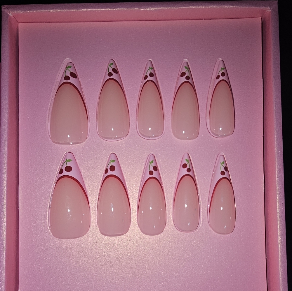 Pink Friday Nail Set - Picture 5 of 7